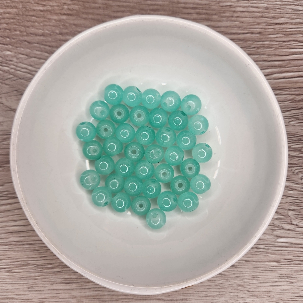 Green Glass Beads 8mm Round 40 Bead Count #75